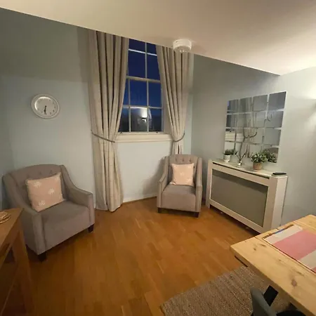 County House, Minster View Free Parking * York