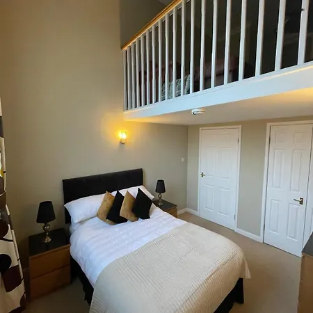 County House, Minster View Free Parking