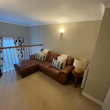 County House, Minster View Free Parking شقة *